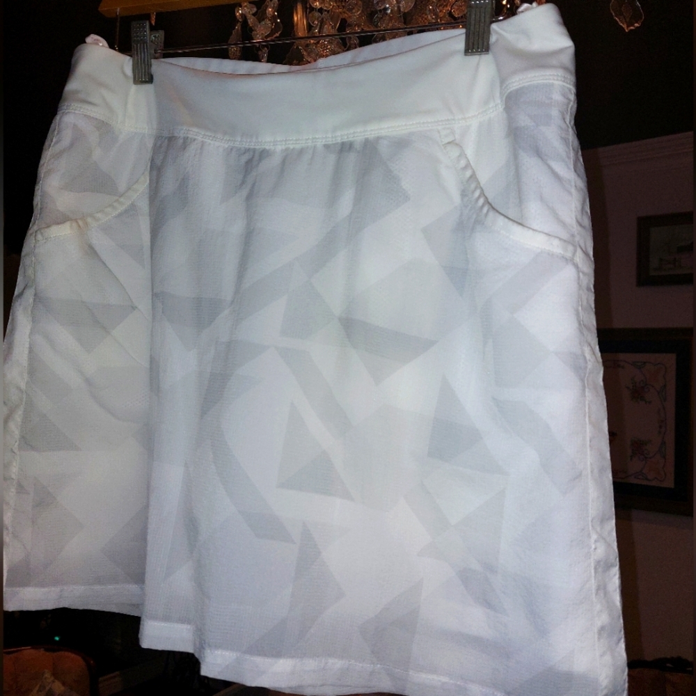 Nike Golf Tour Performance WhiteSkort/skirt sz M & Black Eddie Bauer Skort sz12